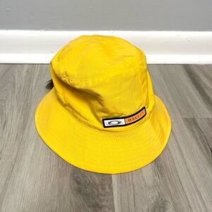 Oakley Bucket Hat Men’s OS Yellow Soft Ware Nylon 90’s Vintage NWT